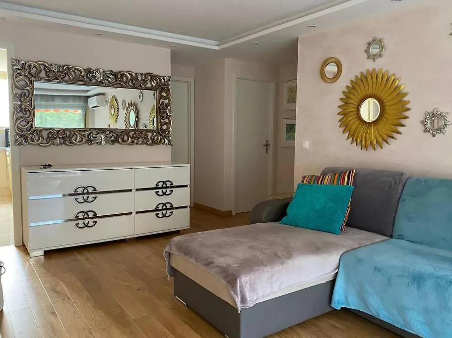 Apartamento Cagnes-Sur-Mer, 50M De La Mer, Au Calme